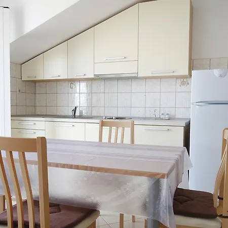 Apartment 5620c *