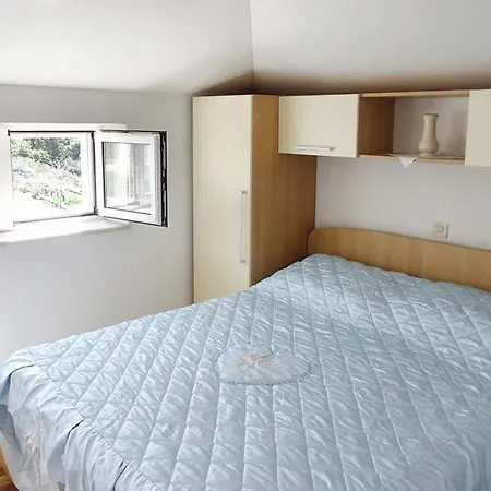 5620c Apartment *